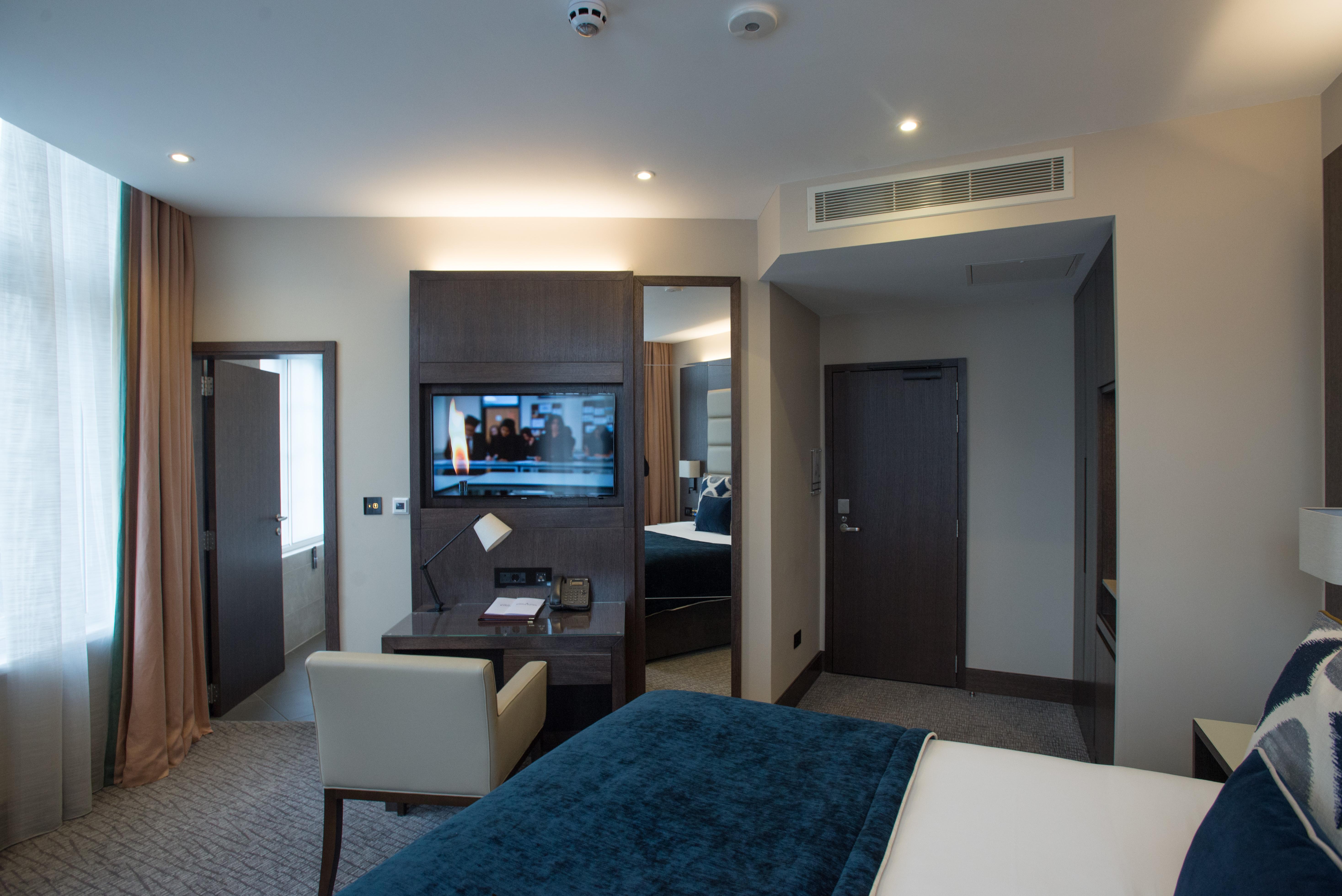 The Kings Head Hotel Лондон Екстериор снимка